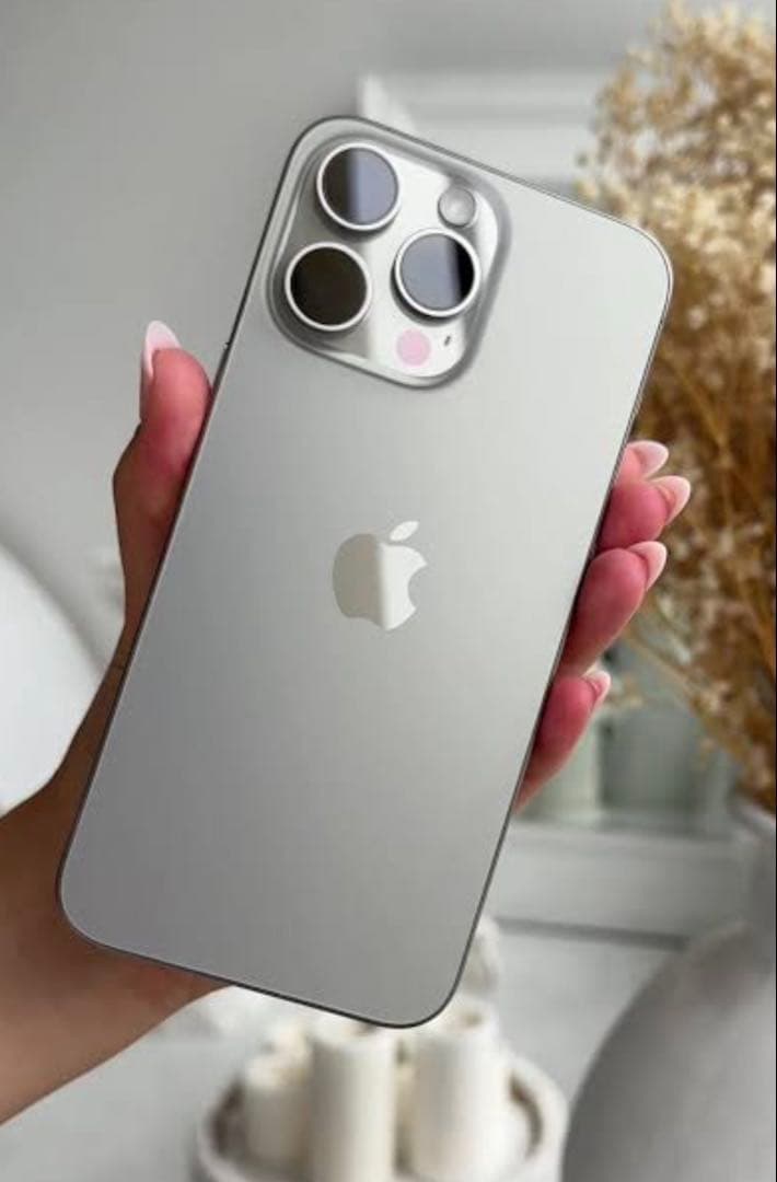 iPhone15ProMax256GBナチュラルチタニウム美品SIMフリー