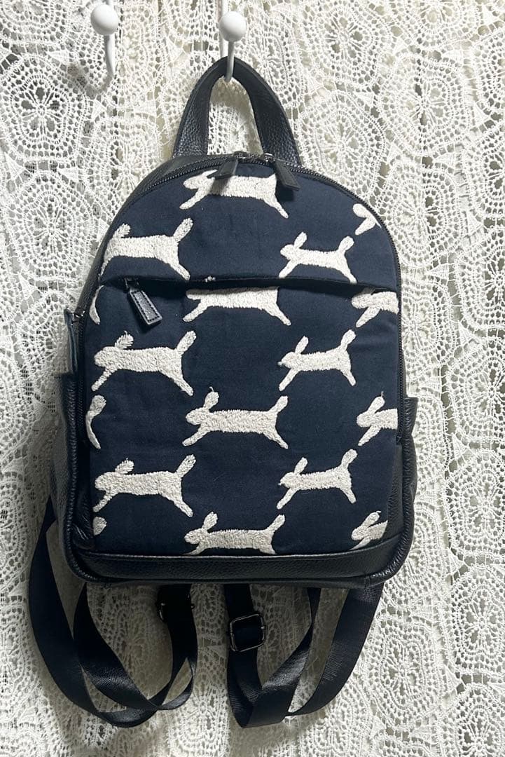 51112Bミナペルホネンハーフハンドメイド 本革リュックrun run run