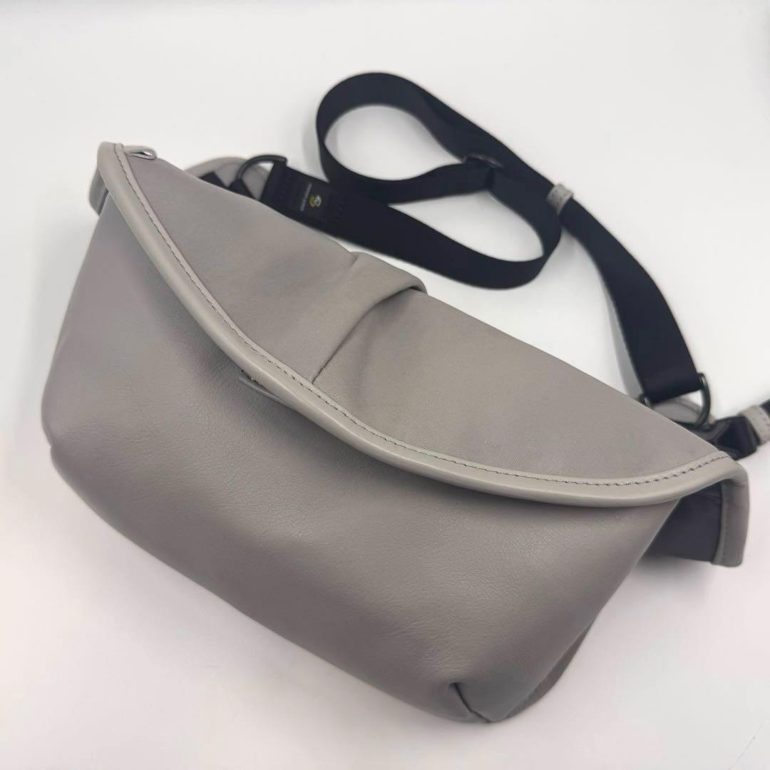 希少 マスターピース ボディバッグ 防水 カウレザー グレー クロスボディ