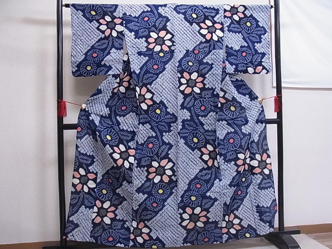 eふれんず◆有松鳴海絞り　夏物　浴衣　枝花文　綿◆am1075