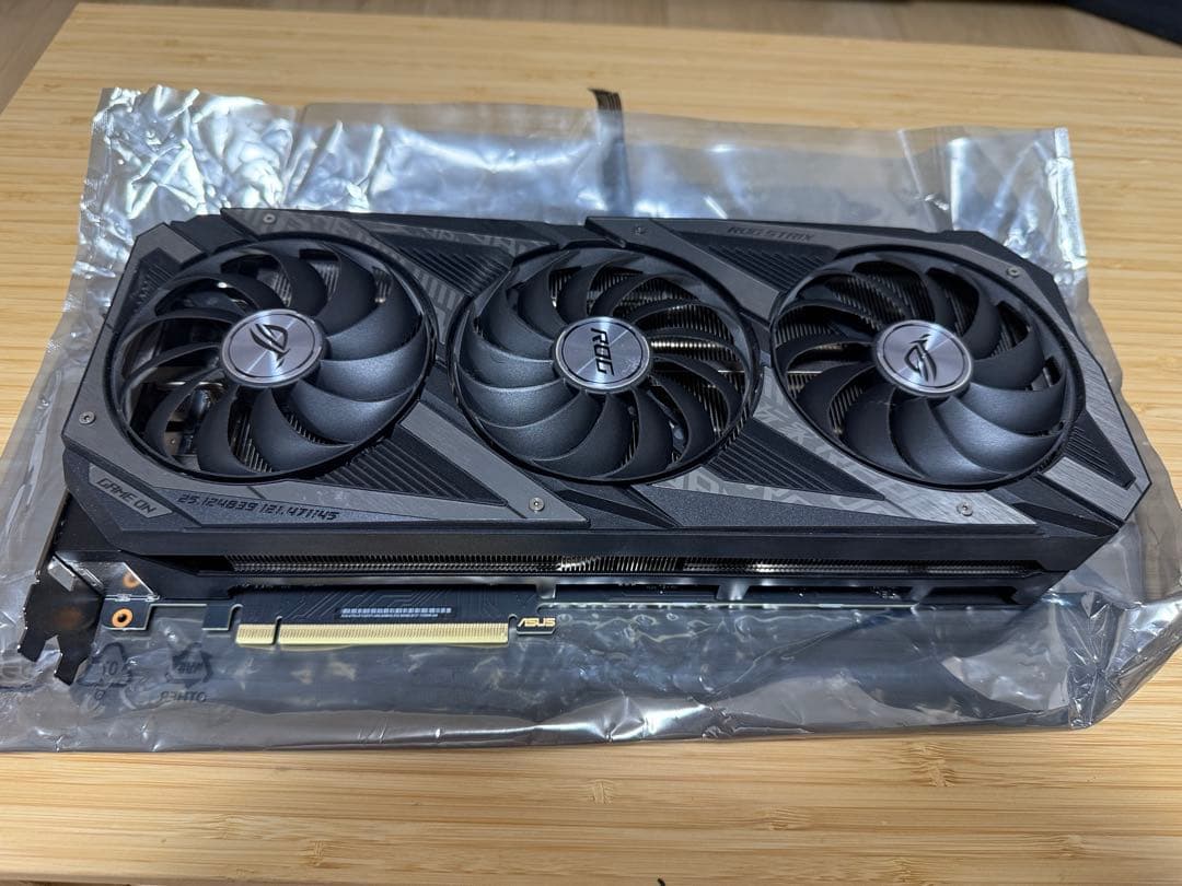 グラフィックボード・グラボ・ビデオカード ASUS ROG-STRIX-RTX3070TI-O8G-GAMING