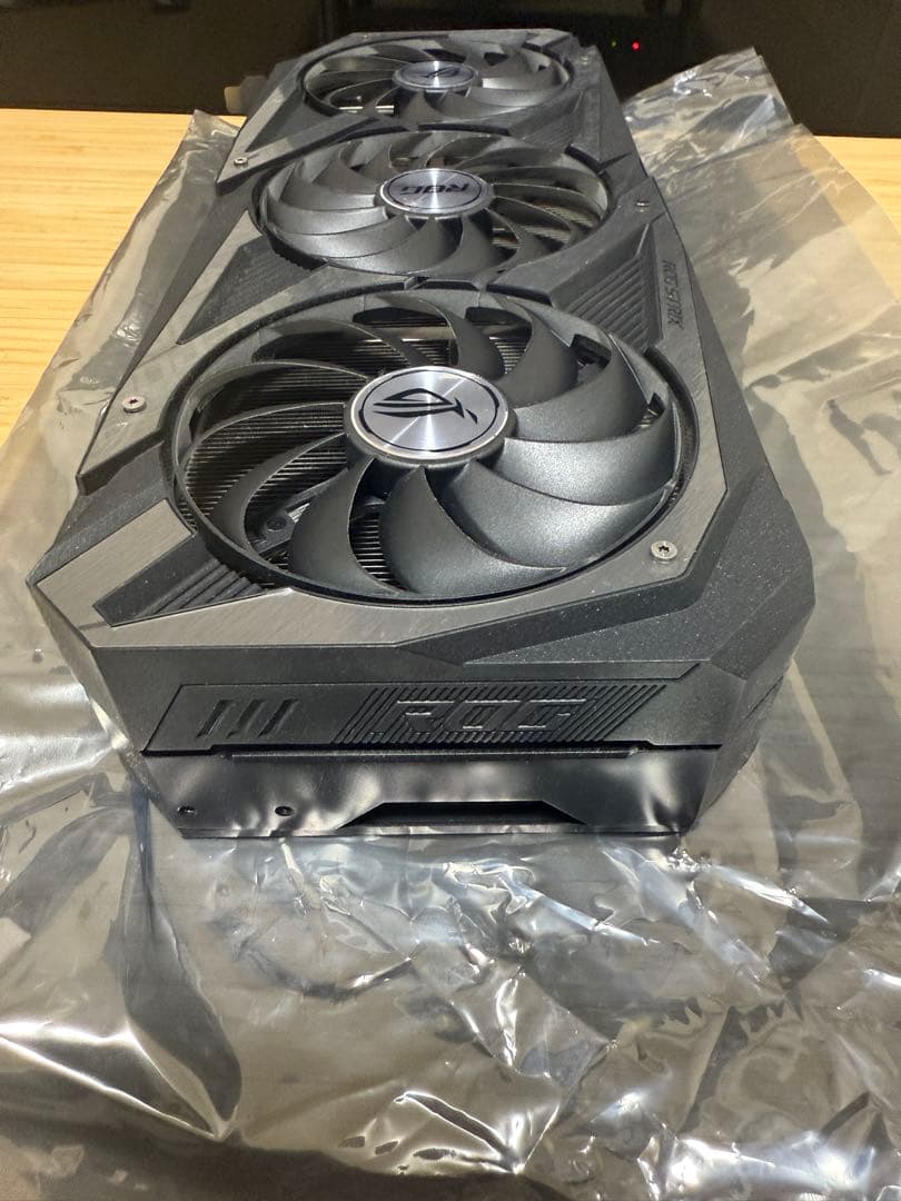 グラフィックボード・グラボ・ビデオカード ASUS ROG-STRIX-RTX3070TI-O8G-GAMING