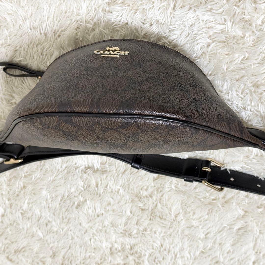 極美品✨COACH コーチ ウエストバッグ PVC シグネチャー ボディバッグ