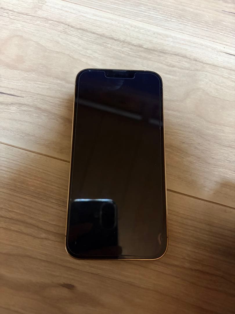 Apple iPhone 13 Proゴールド