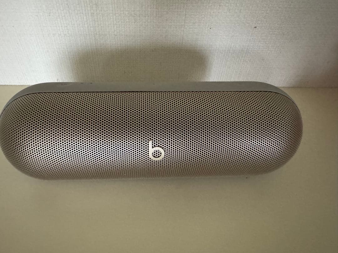Beats Pill　ワイヤレススピーカー シャンパンゴールド