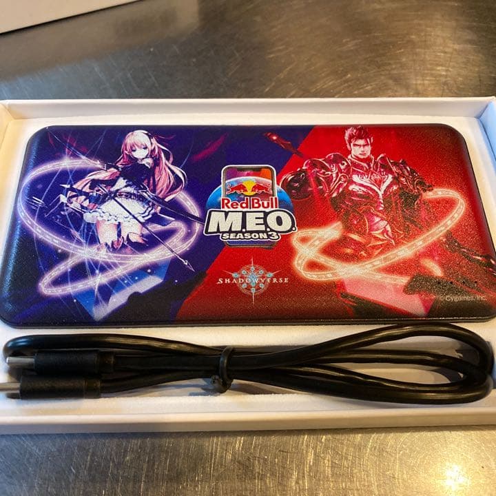 シャドウバース　モバイルバッテリー　新品未使用