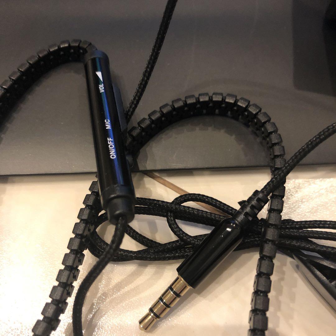 ランボルギーニ イヤホン