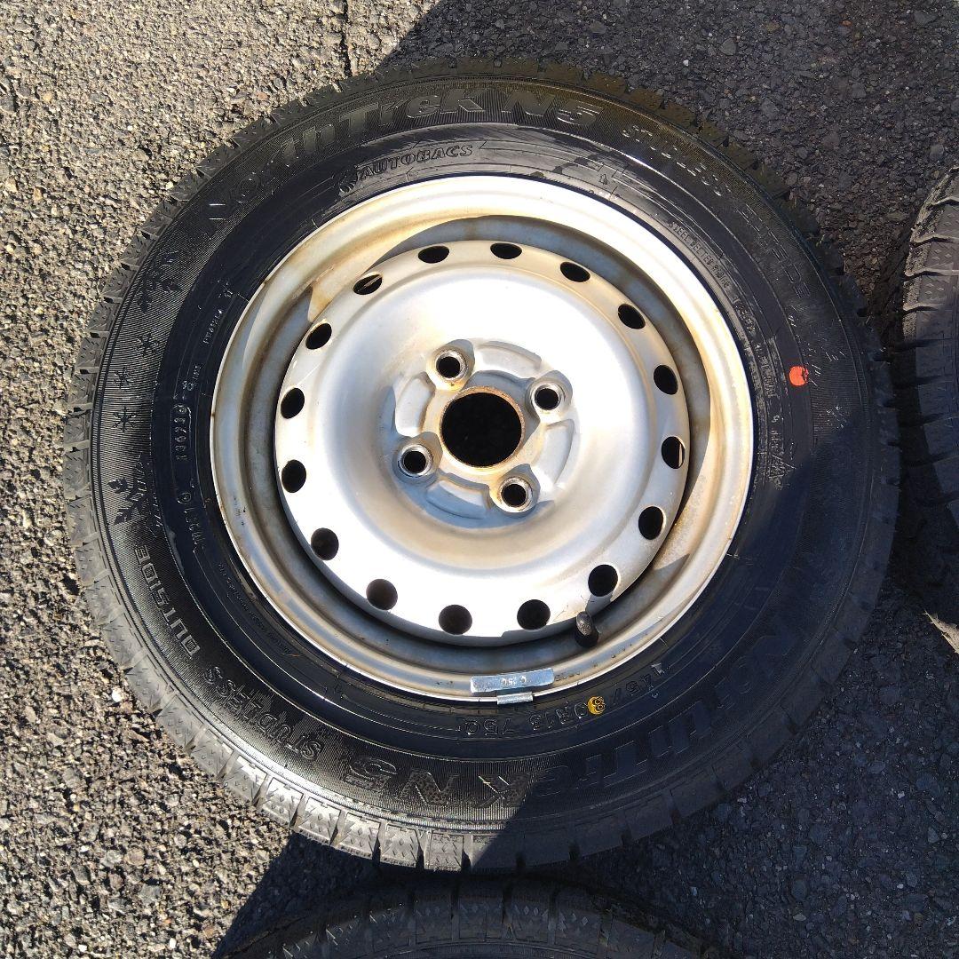 145/80R13　ほぼ新品スタッドレスタイヤ　ホイル付き　４本セット　送料込み