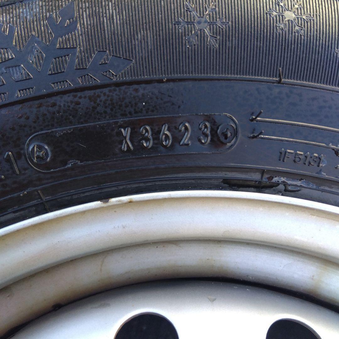 145/80R13　ほぼ新品スタッドレスタイヤ　ホイル付き　４本セット　送料込み