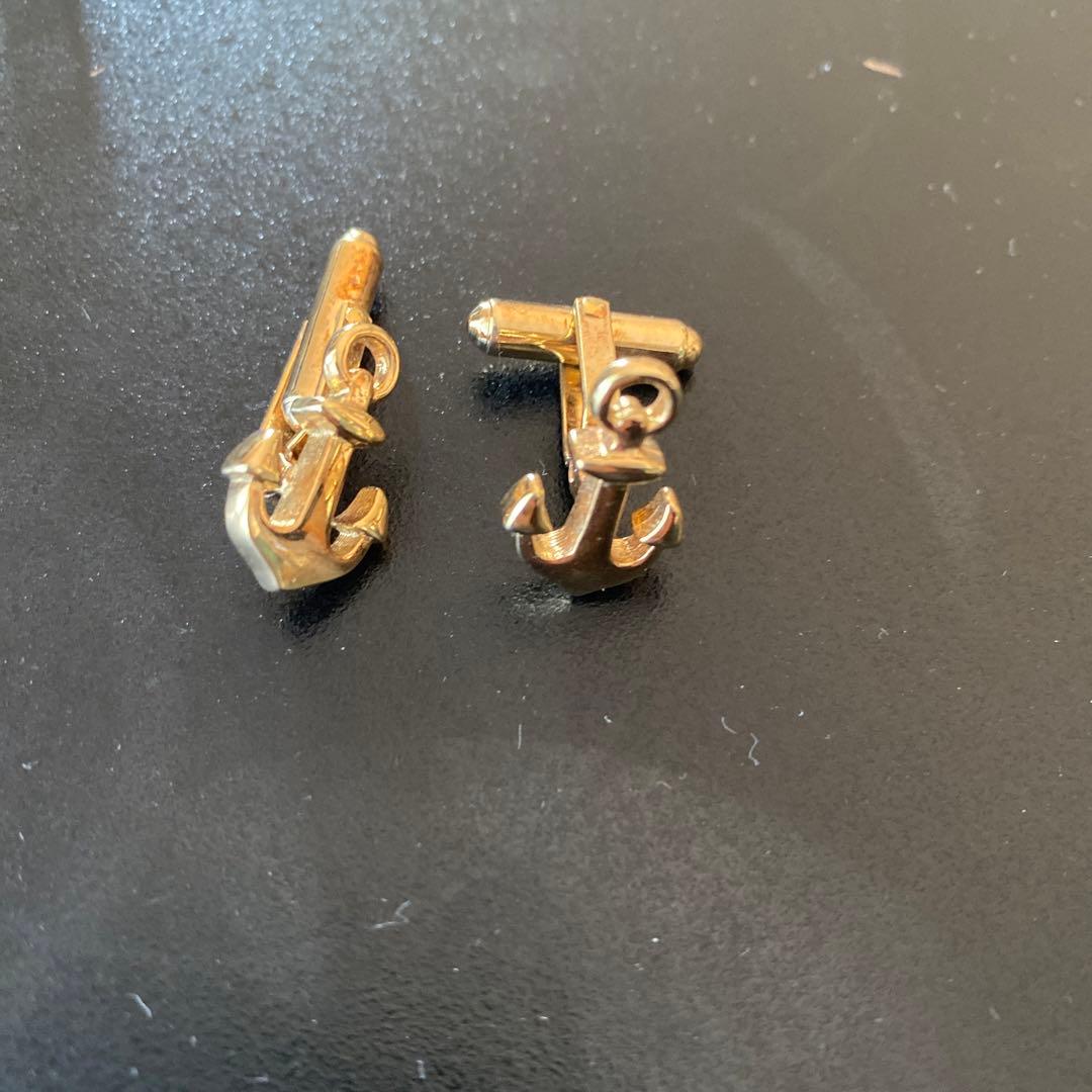 エルメス、舵輪と錨デザインのカフリンクス 3ペア