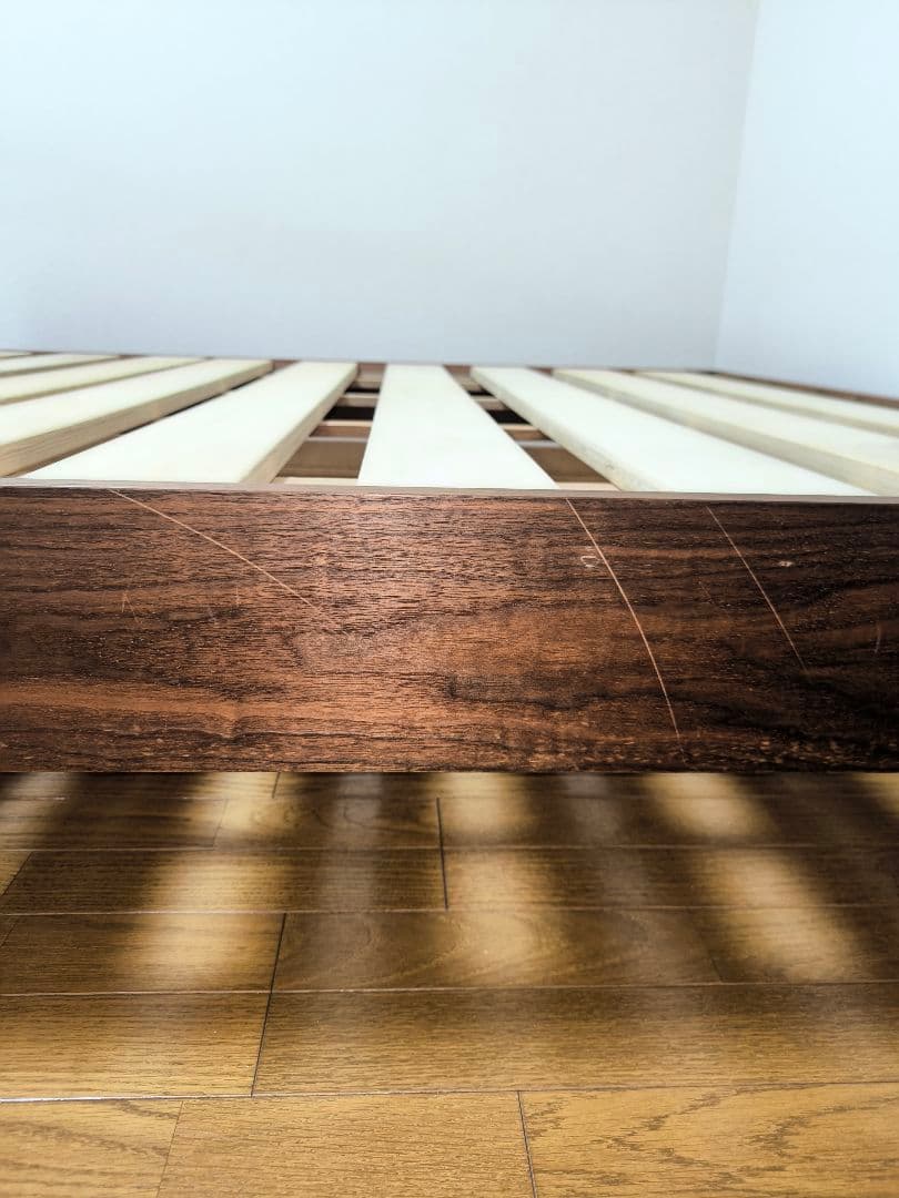 【ACTUS】ダブルベッドフレーム　ウォールナット