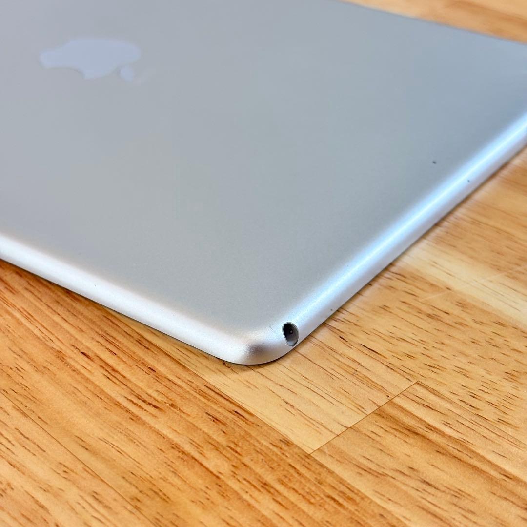 Apple iPad Air 第3世代 256GB Wi-Fiモデル