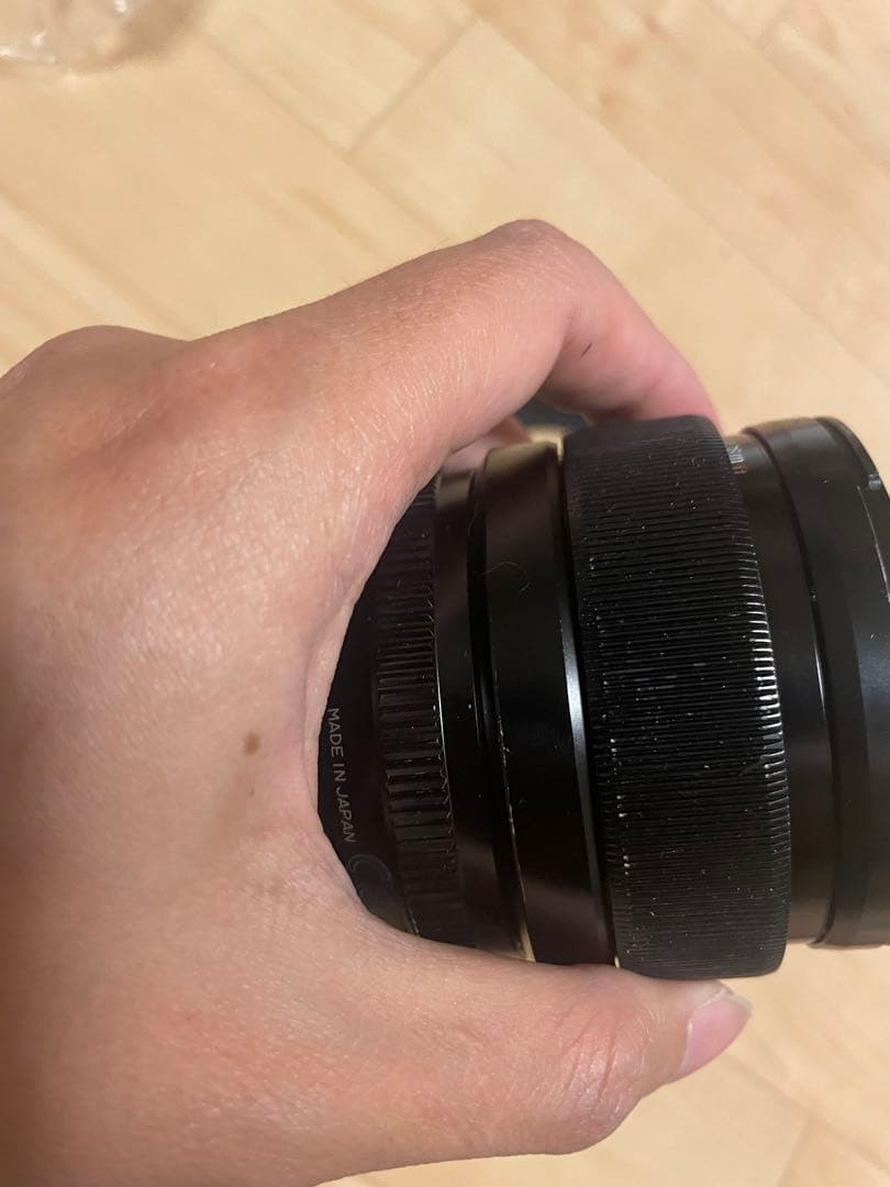 FUJIFILM XF23mmF1.4Rレンズ　レンズフード付き