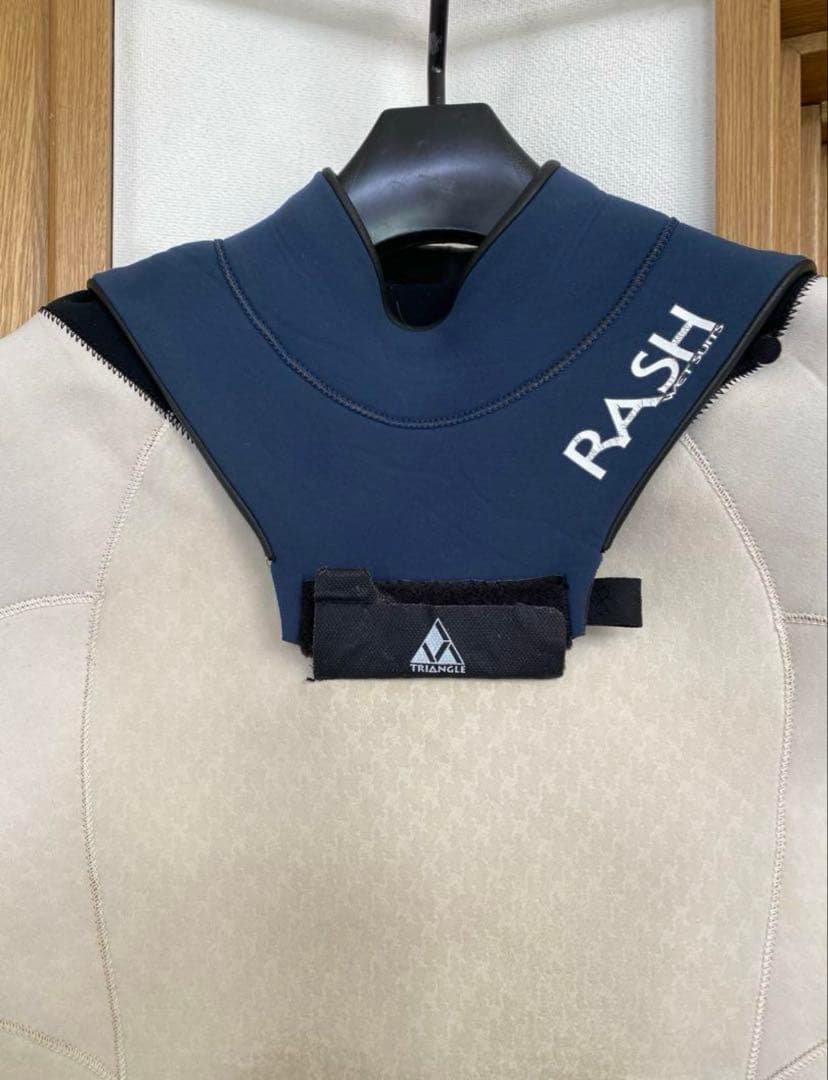 RASH スプリングウェットスーツ ホワイト/ネイビー