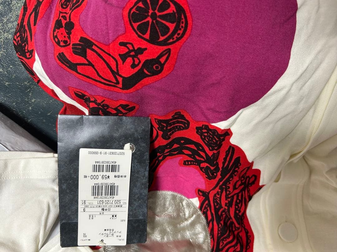 訳あり【新品タグ付き】トクコプルミエヴォル＊ボタン付き半袖カットソー