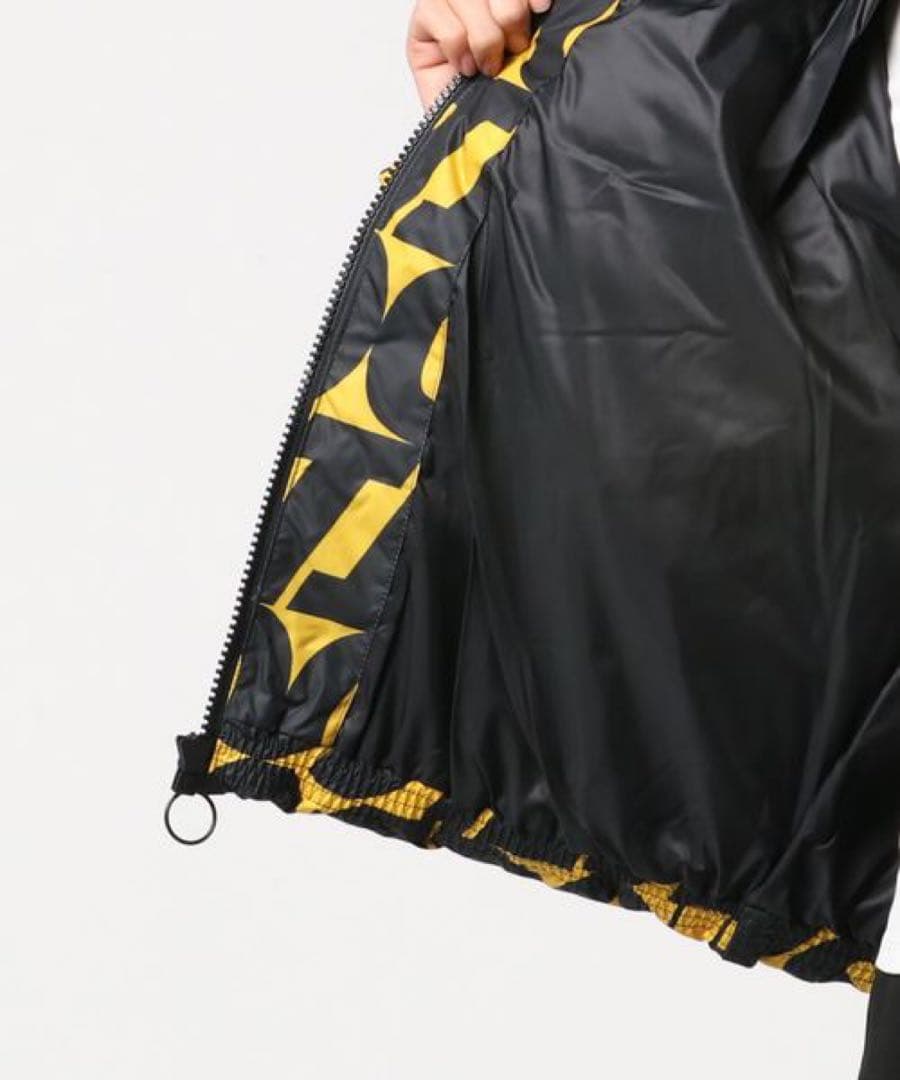 美品 NIKE ナイキ SYN フィル STM AOPJD ダウンジャケット L