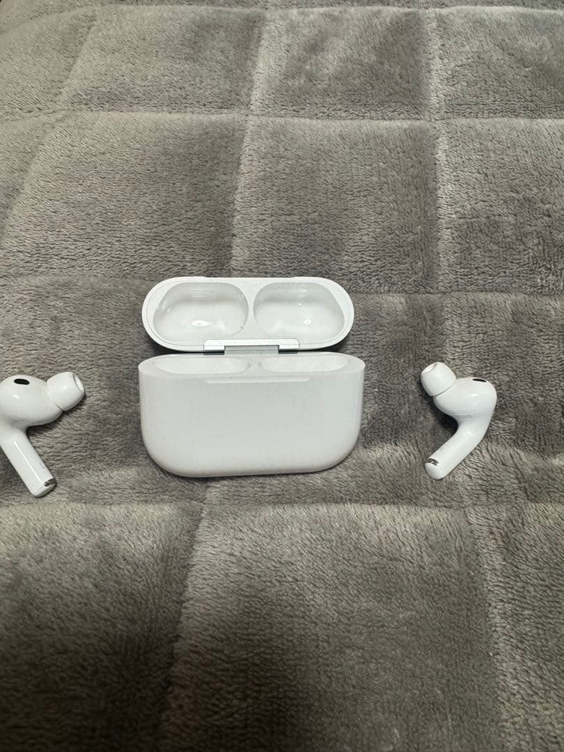 AirPods Pro 3本体 ホワイト 充電ケース付き