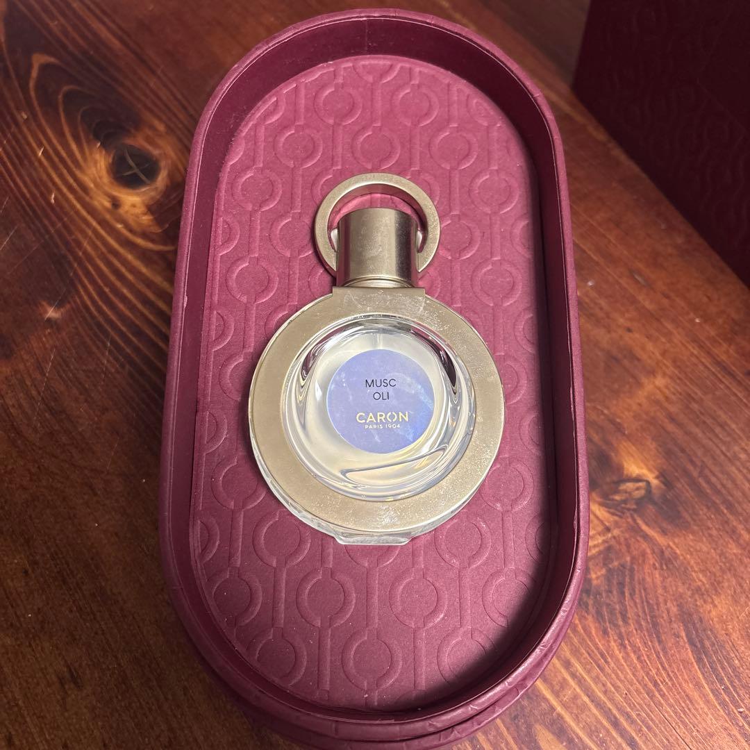 CARON 香水　ムスク・オリ　30ml