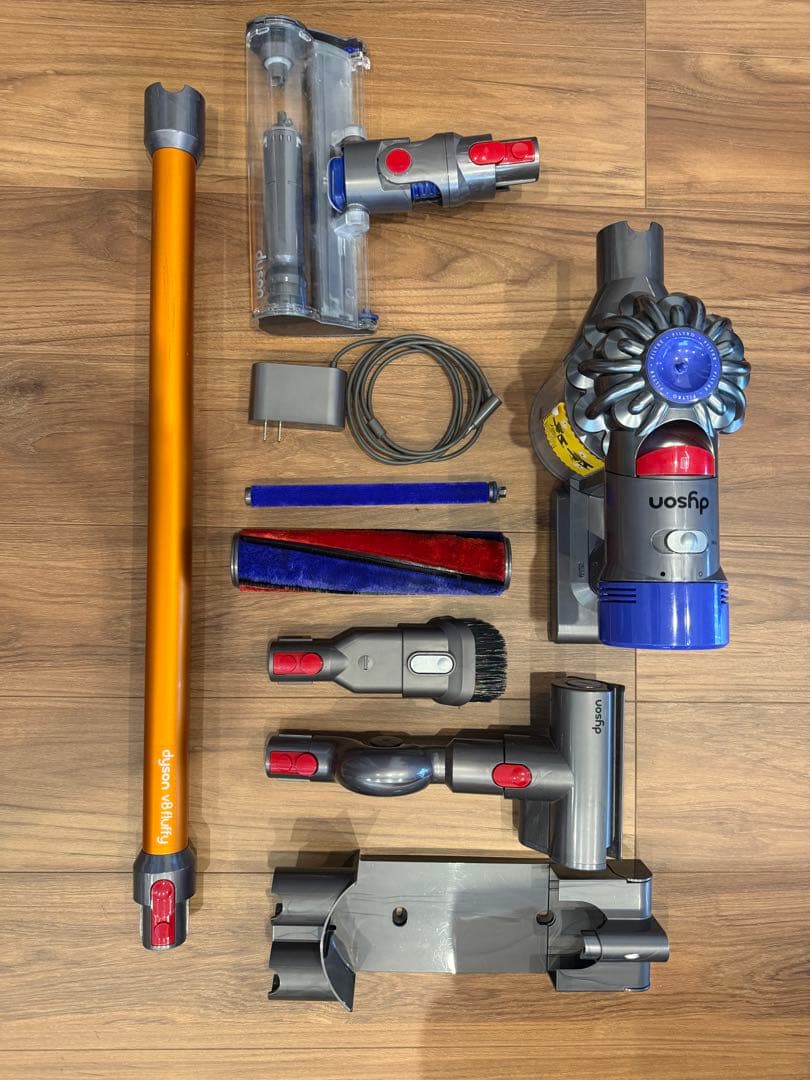 Dyson V8 コードレス掃除機