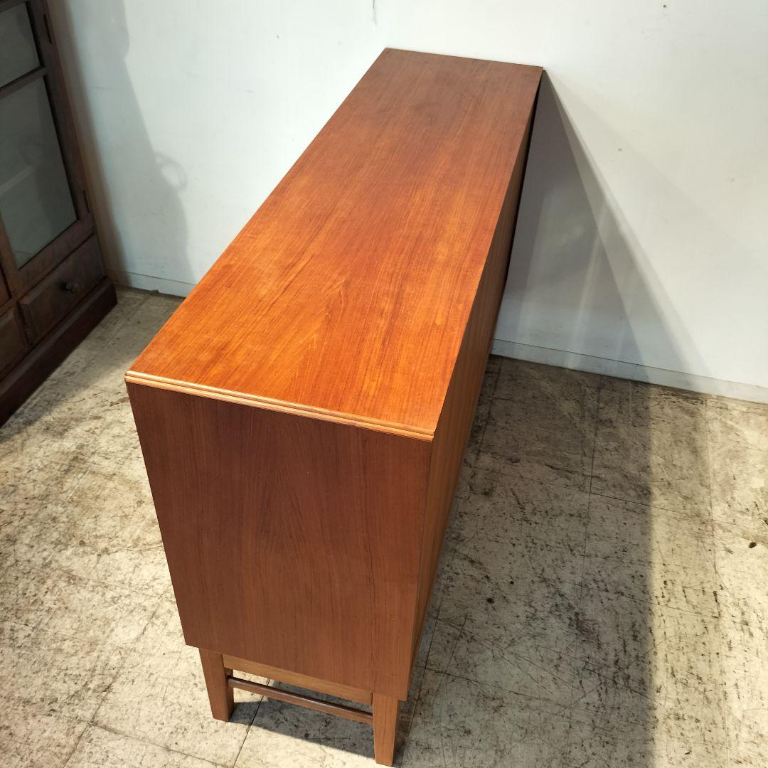 M♦10月SALE 北欧ヴィンテージ 　チーク無垢 　オイル仕上げ　サイドボード