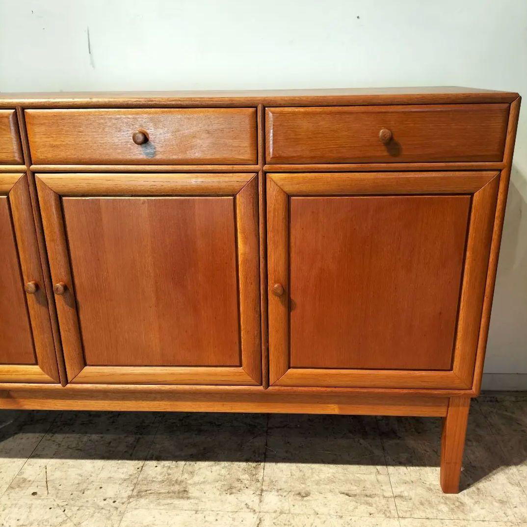 M♦10月SALE 北欧ヴィンテージ 　チーク無垢 　オイル仕上げ　サイドボード