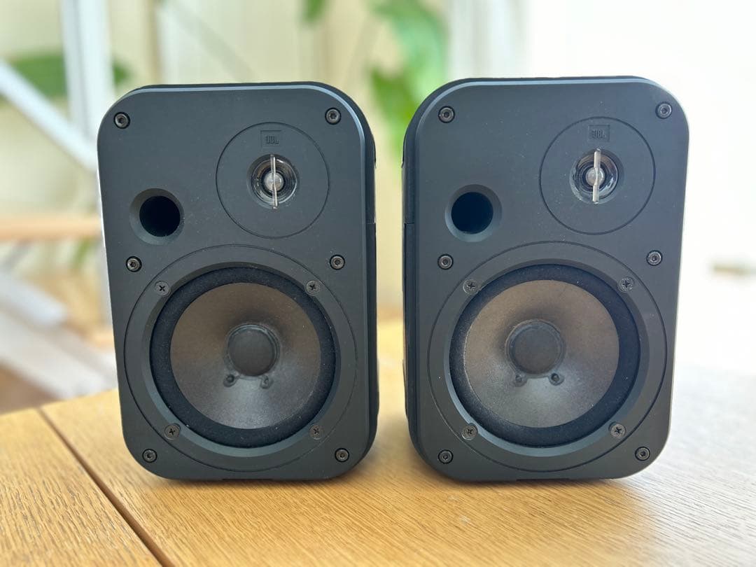 スピーカー・ウーファー JBL Control 1