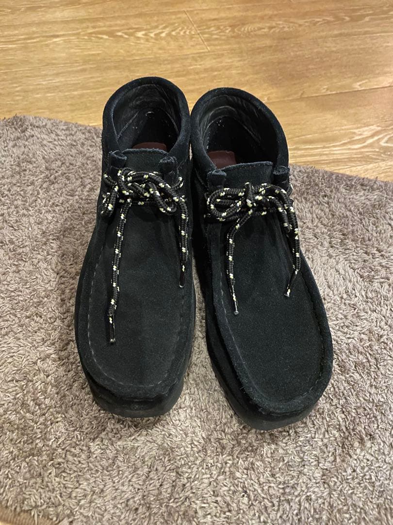 クラークス　ワラビーブーツゴアテックス （ブラックスエード）24センチ