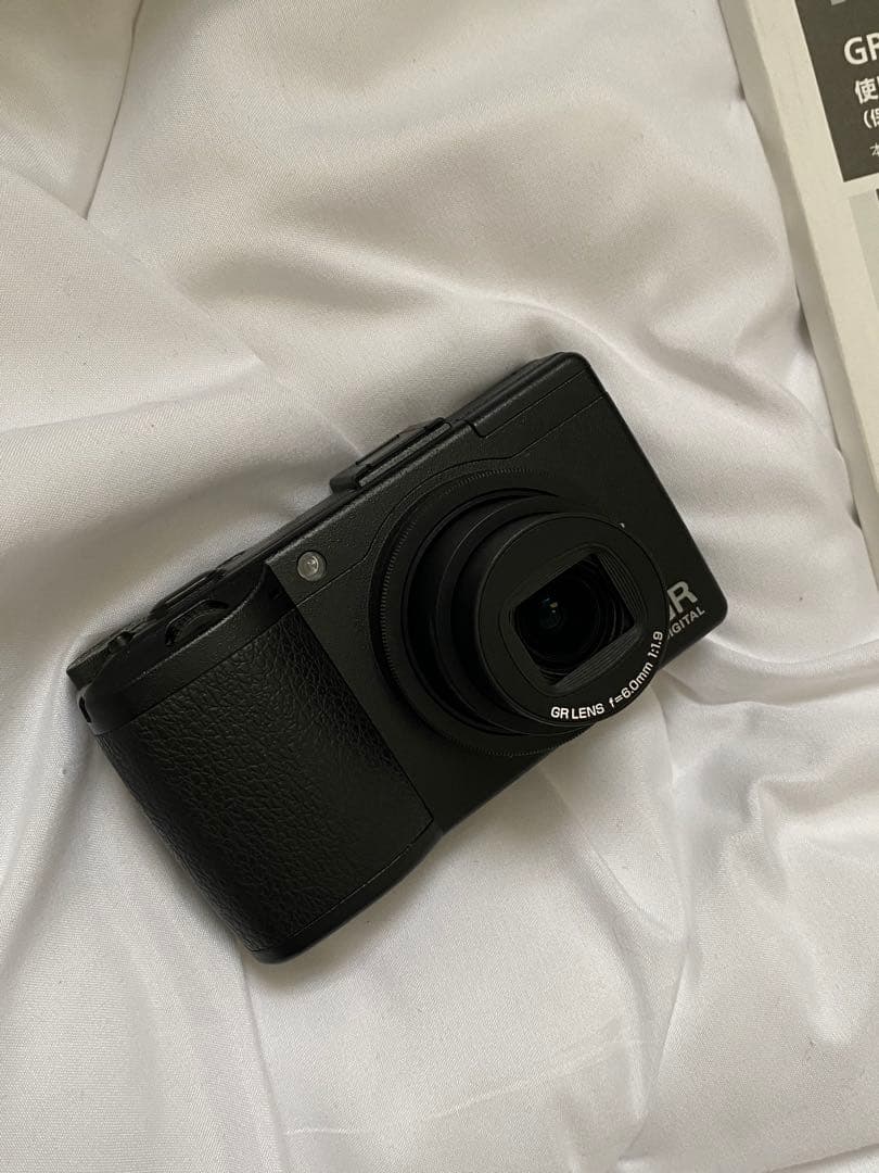 【ほぼ新品】Ricoh リコー GR Digital III 3 デジタルカメラ