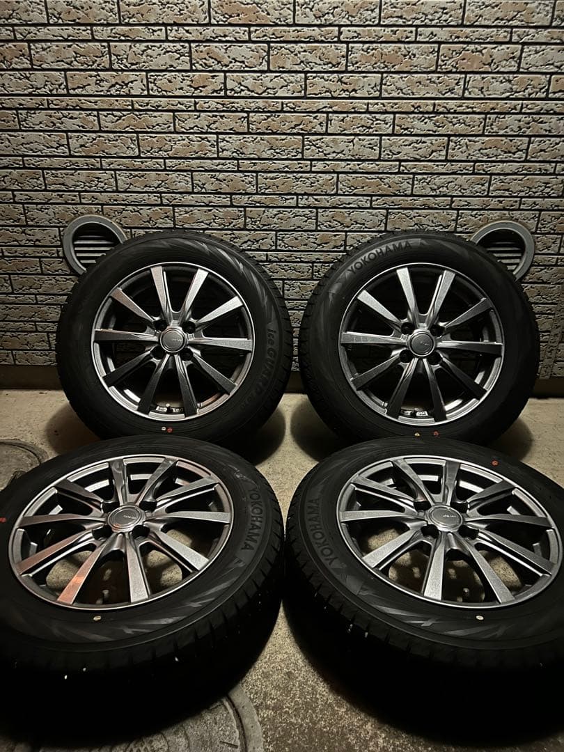 ヨコハマ スタッドレス 175/65R15 4H 23年製 イボ残り 4本セット