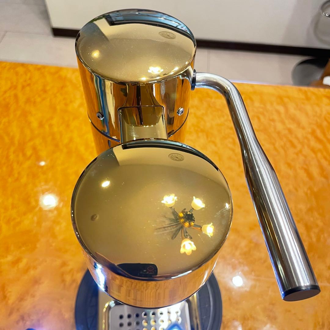 AARKE カーボネーター　ゴールド　ガスシリンダー2本、専用ボトル2本