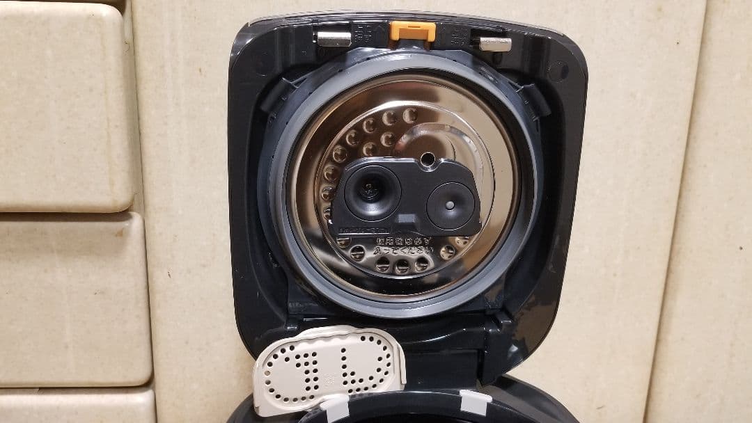 ☆2024年製☆美品☆象印圧力IH炊飯器 極め炊き バックライト液晶画面搭載