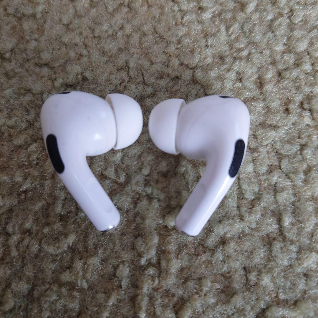 AirPods Pro 本体 第二世代ホワイト 充電ケース付き　MTJ3J/A