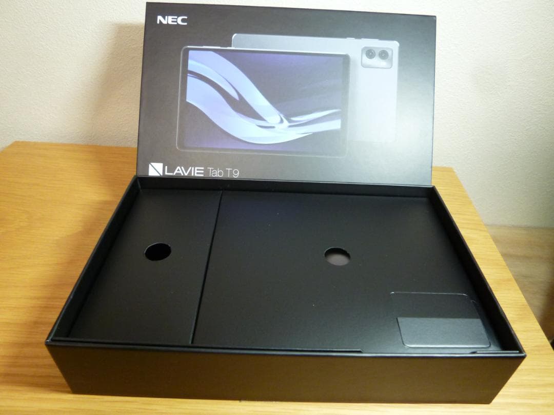 未使用近 8.8型 LAVIE Tab T9 タブレット PC-T0995HAS