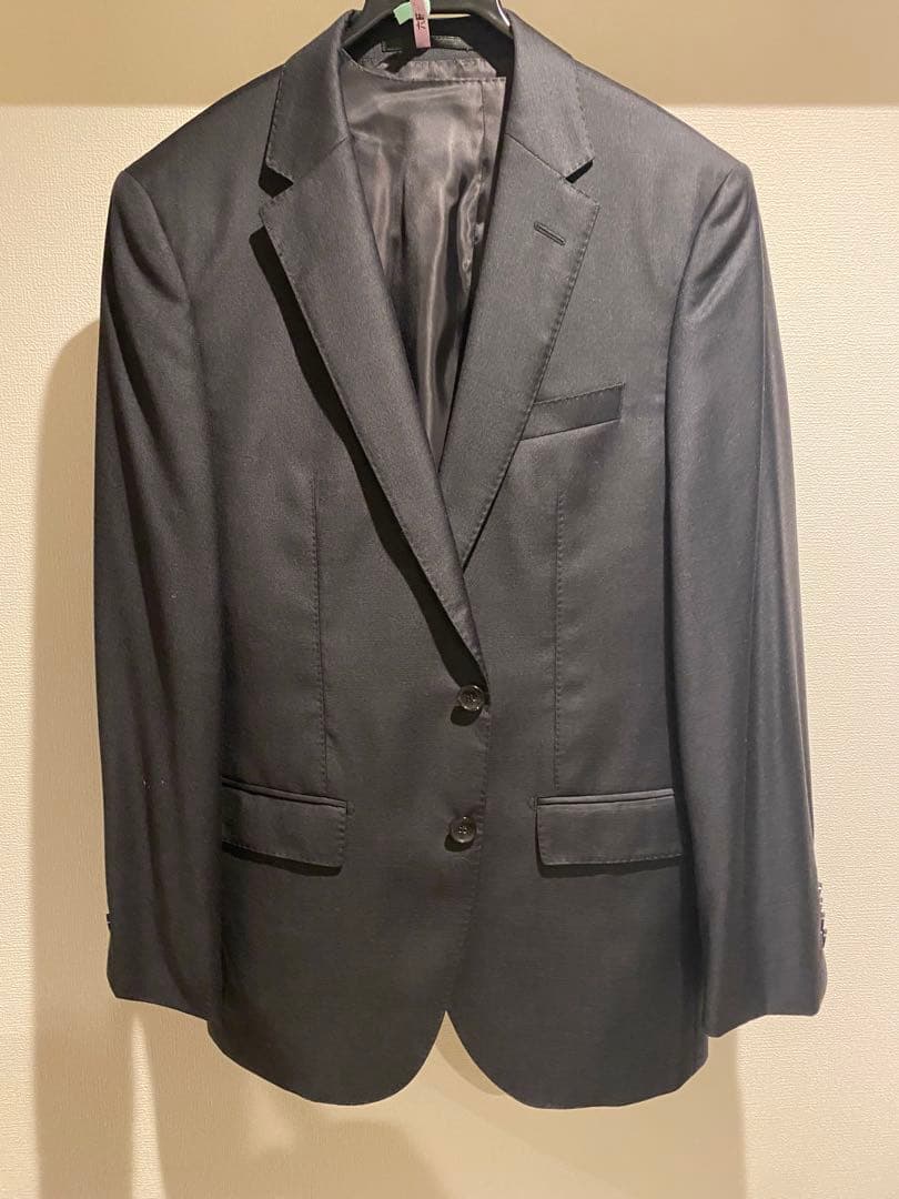 K*様 【ほぼ新品】BOSS ダークグレー ビジネススーツ　セットアップ