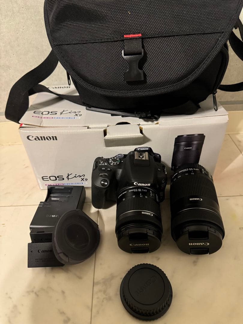 Canon EOS Kiss X9 ダブルレンズセット