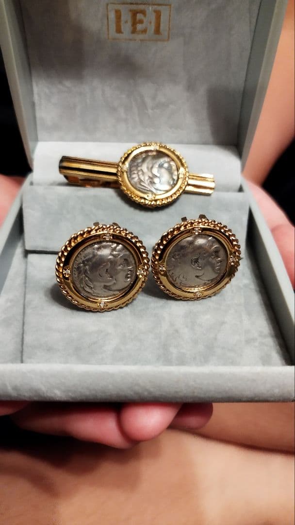 【限定1セット】アレキサンダー大王 古代ドラグマ銀貨カフリンクスタイバーセット