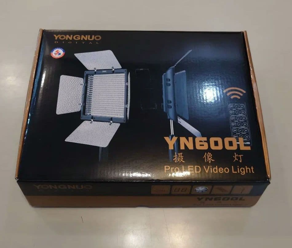 YONGNUO YN600L LEDライト 5500K 単色