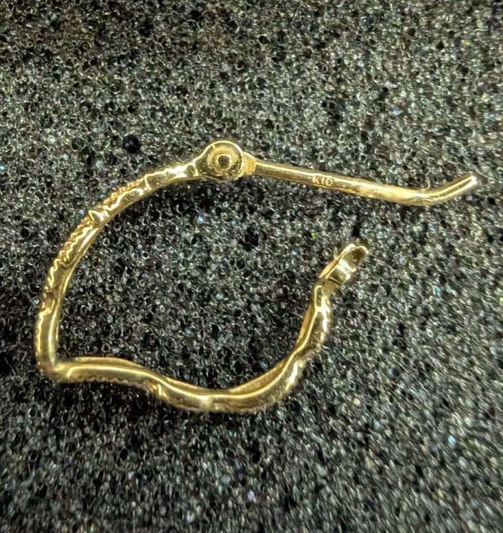 【商品説明・プロフ確認必須★Ruka★】agete フープピアノ片耳K10