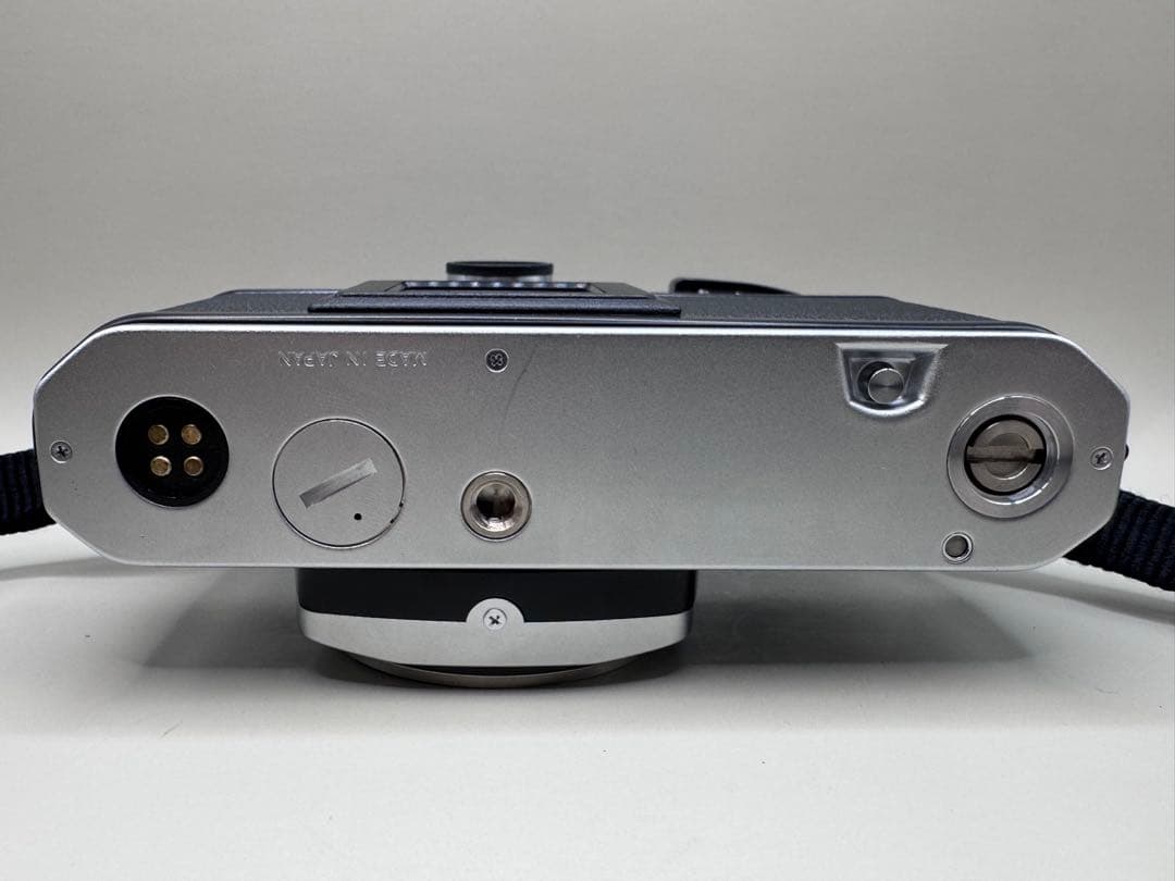 【超美品】 Nikon FE2 / Zoom-NIKKOR 35-105mm