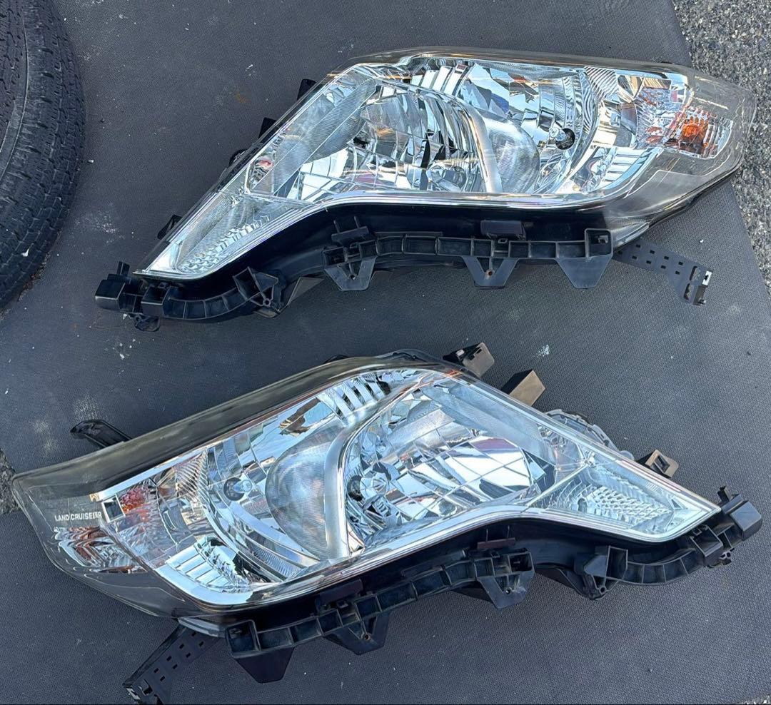 純正TOYOTA ランドクルーザープラド 150系 ヘッドライト