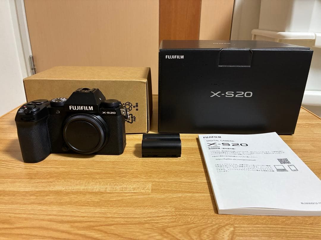 デジタルカメラ FUJIFILM x-s20