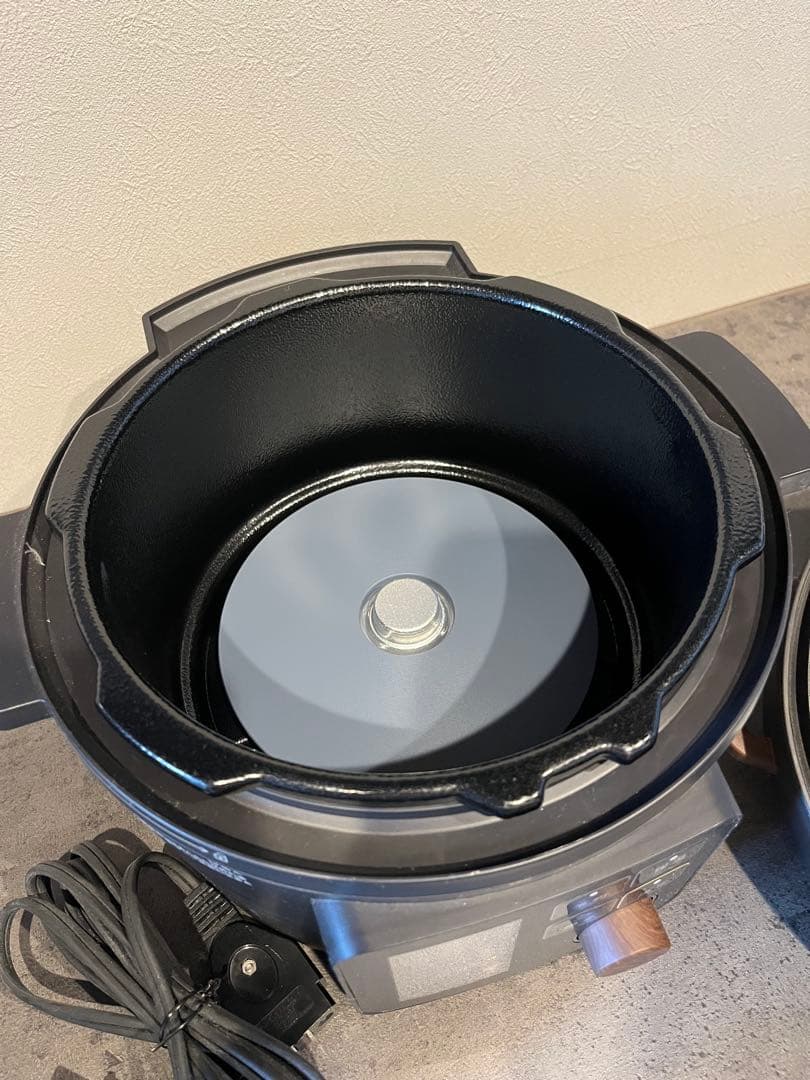 電気圧力鍋 アイリスオーヤマ 3L 4人用　新品未使用