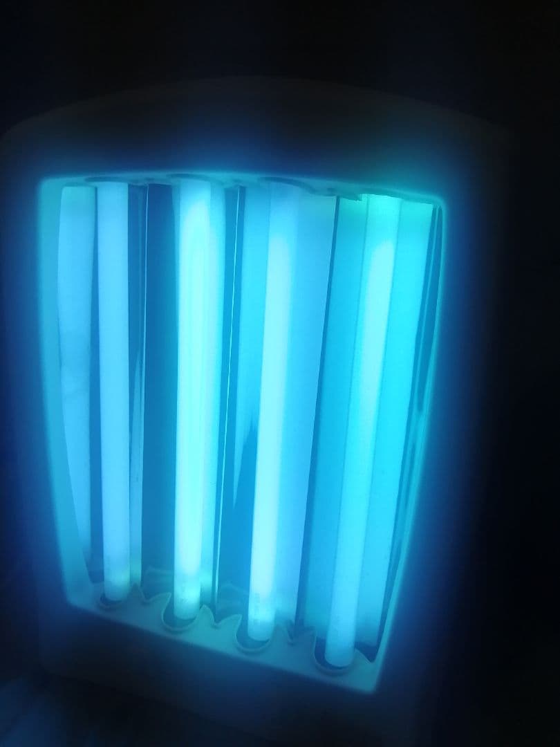 日焼けマシン　卓上タイプ