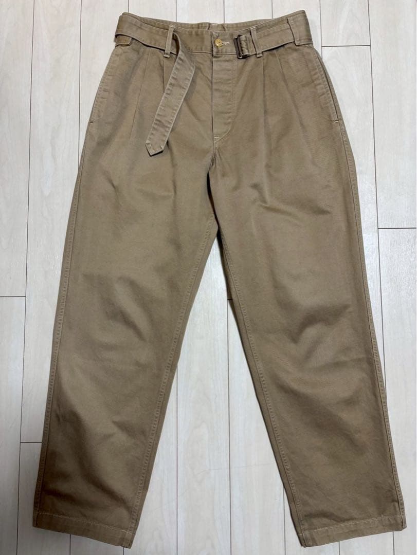 【専用】COMOLI ベルト付ワイドチノパンBELTED CHINO PANTS