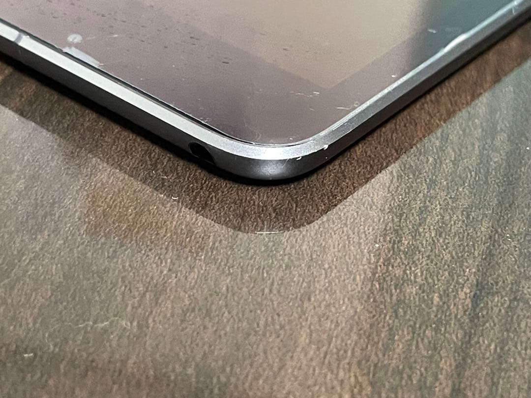 iPad Air3 64GB 充電ケーブル・ケース付き　※値下げ可