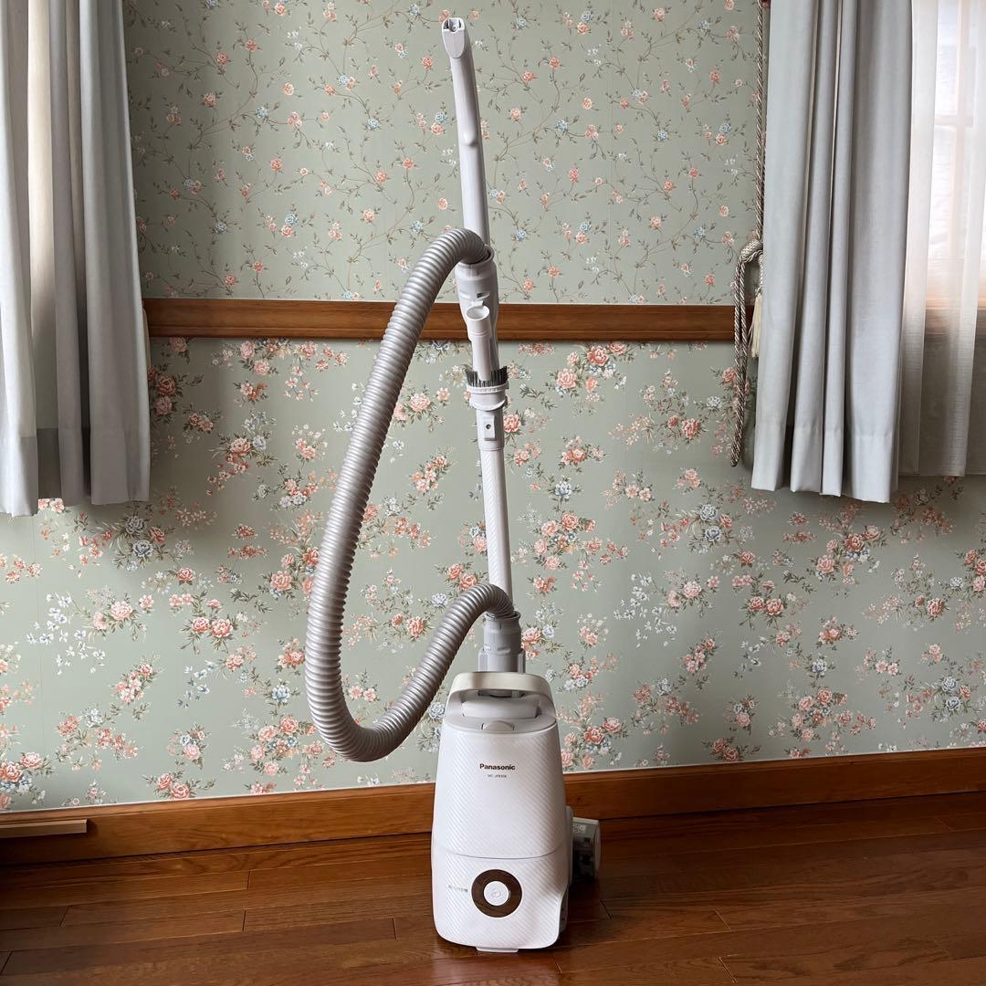 値下げ！Panasonic パナソニック 電気式掃除機 MC-JP830K