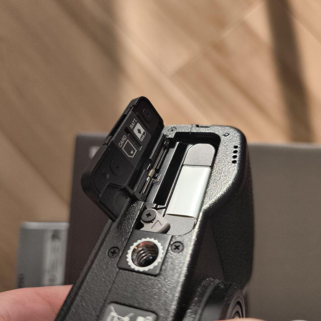 RICOH リコー コンパクトデジタルカメラ GRIII