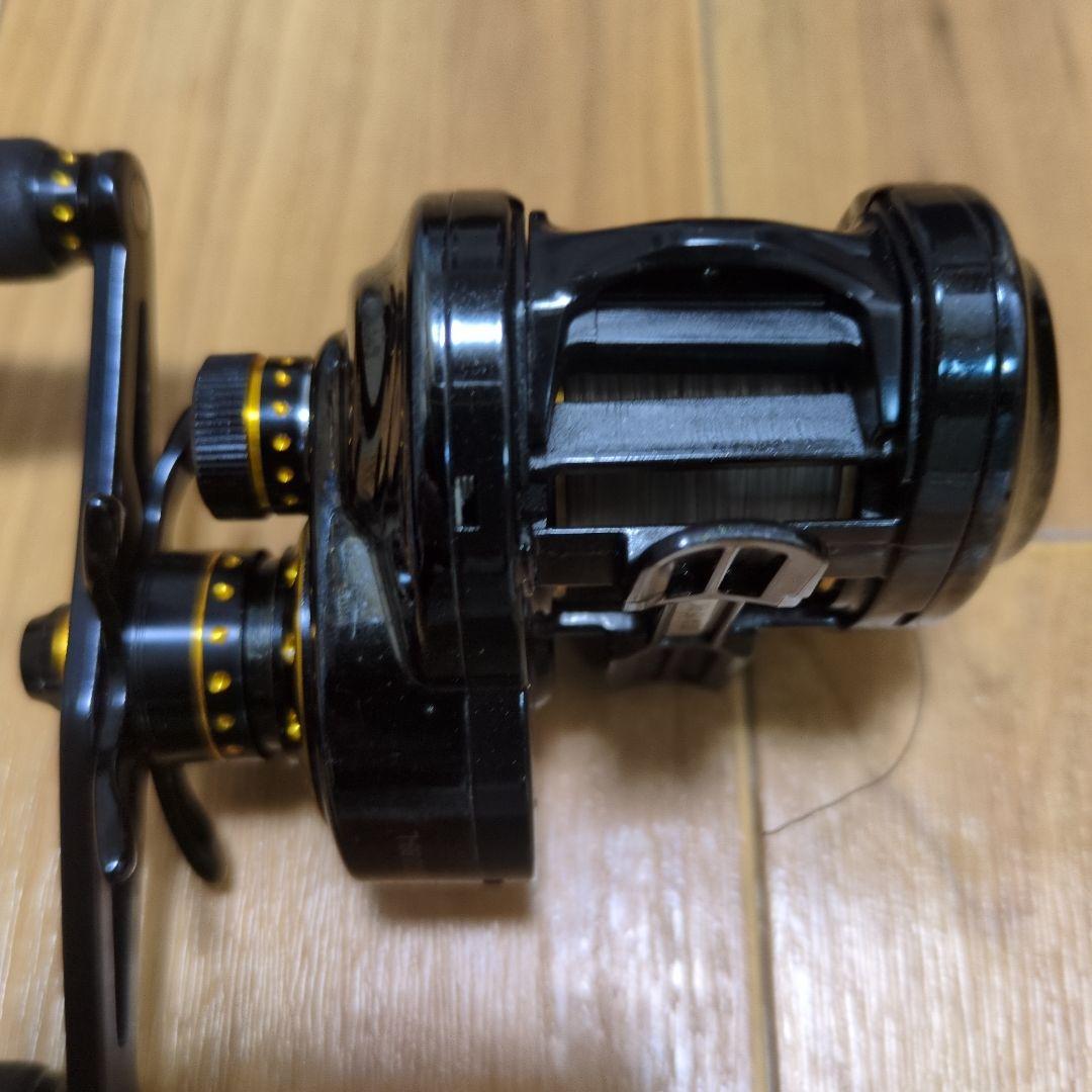 アブガルシア　レボ　ブラック9 ベイトリール ケース付き