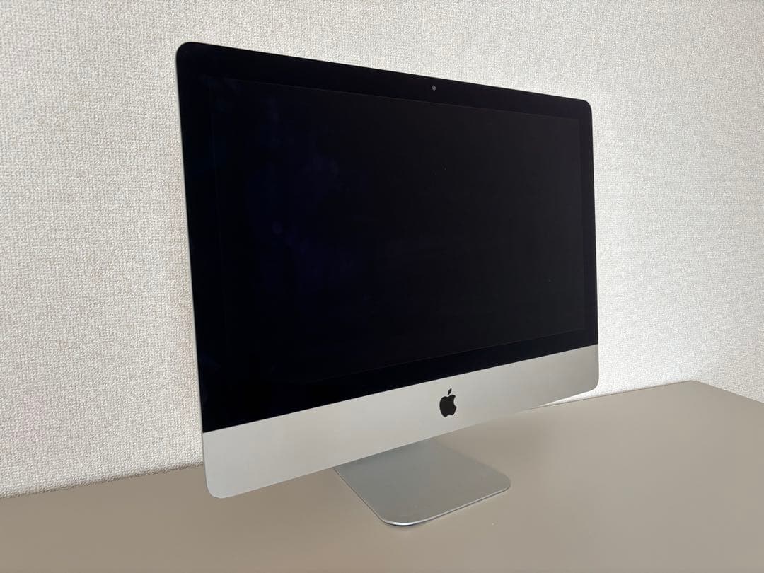 iMac 21.5インチ Late 2015 1TB SSD 8GB 初期化済み