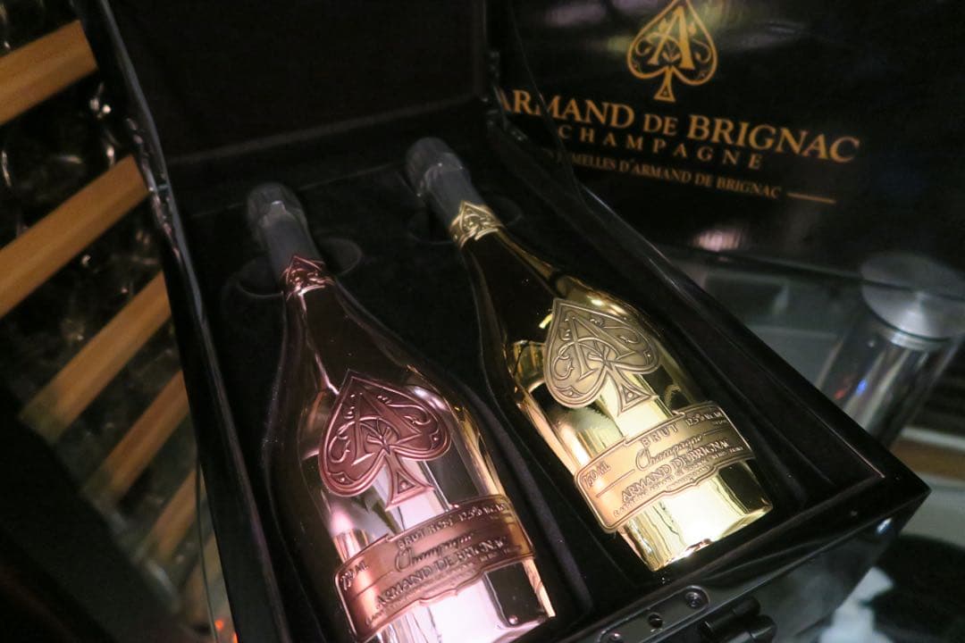 アルマンド ブリニャック ジュメル アタッシュケース シャンパン ロゼ ゴールド